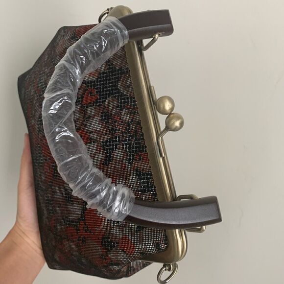 Handmade Genuine Sheepskin Floral Print, Wood Handle Bag & Small Clutch Set - Picture 12 of 16